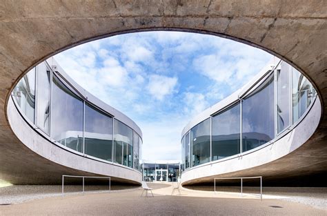 rolex learning center restaurant|epfl rolex learning center.